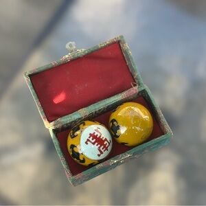 Vintage Exquisite Cloisonne Enamel Drawing Symbols Pair Ring Tone Baoding Balls